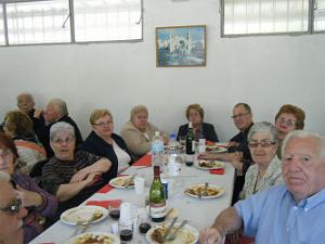 NIMES 2011 17 AVRIL LA FEDERATION DES RAPATRIES DE ST PRIEST A SANTA CRUZ    (56)